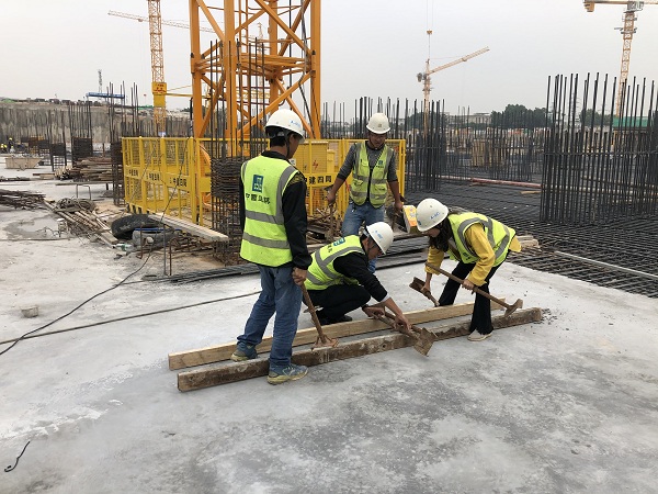 材料规堆1唐延浩 600.jpg