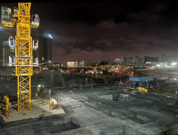 浇筑完全景1+陈世泽 600.jpg