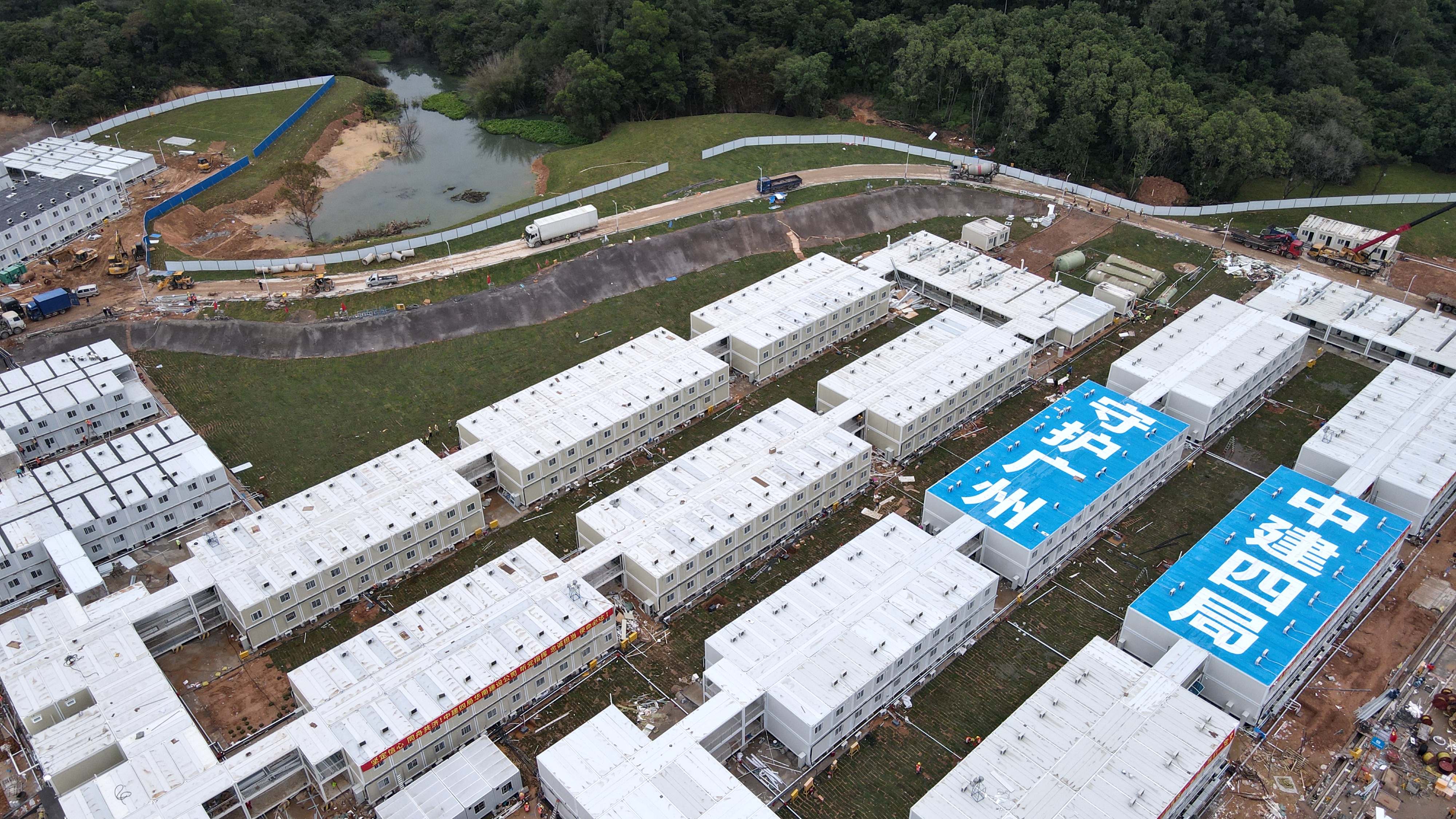 中建四局华南建设公司黄埔区方舱医院应急建设工程11月22日下午3点航拍2+林明德摄.JPG