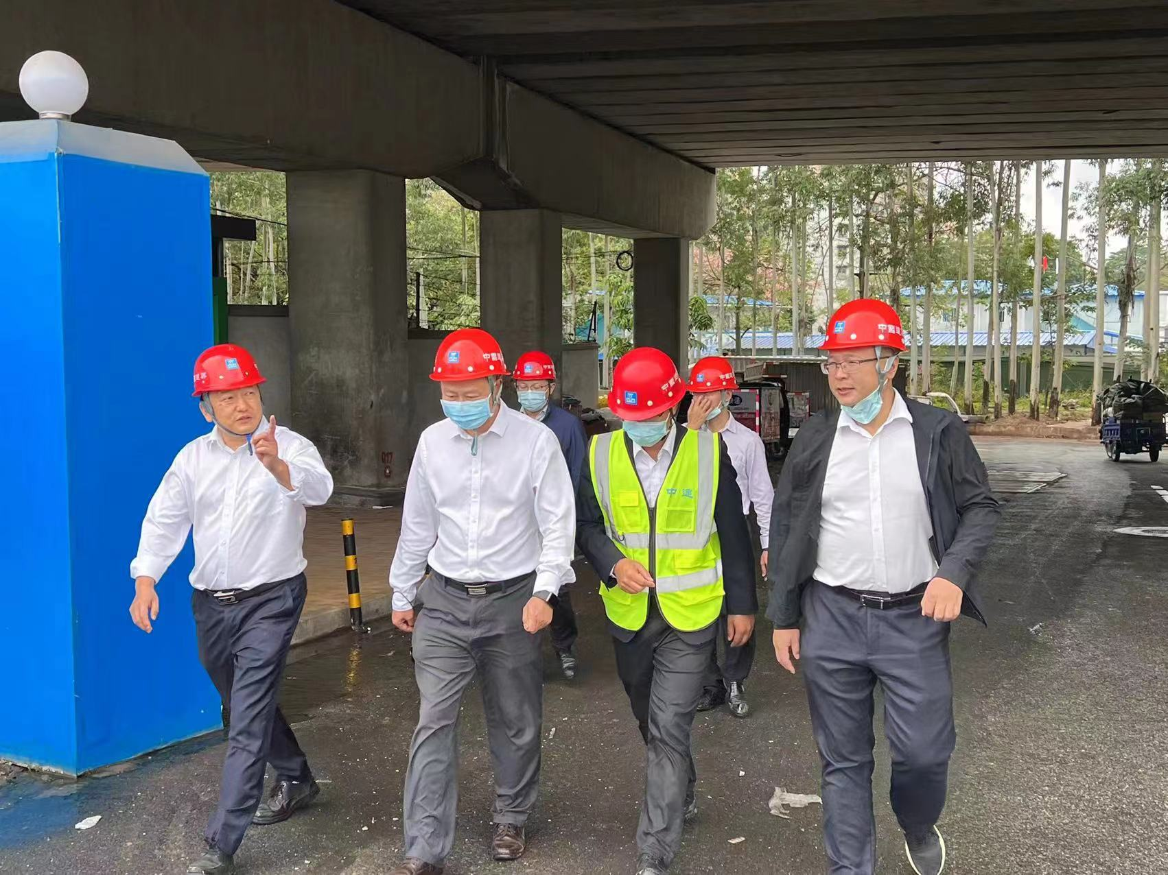 中建四局安全生产监督管理部总经理杨忠赴华农人才公寓项目指导安全