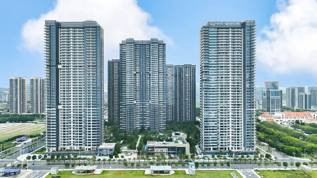 中建四局承建的中交·蓝色海湾项目实景图（业主提供）.jpg