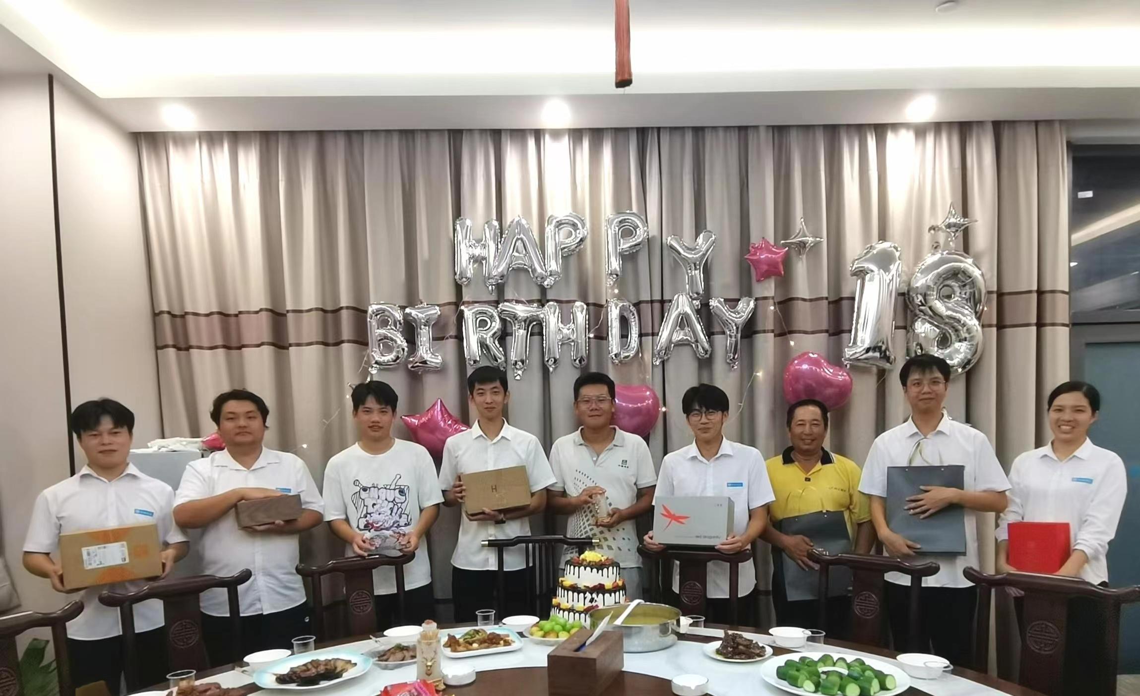 生日会+周滨供.jpg